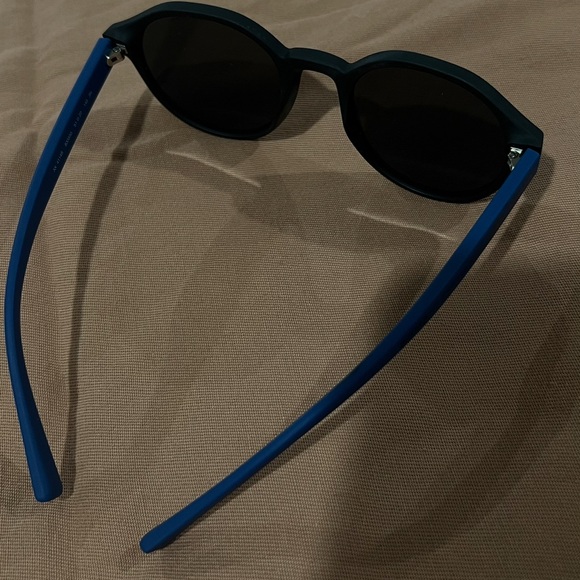 Armani Exchange Black and Blue Sunglasses - Picture 5 of 9
